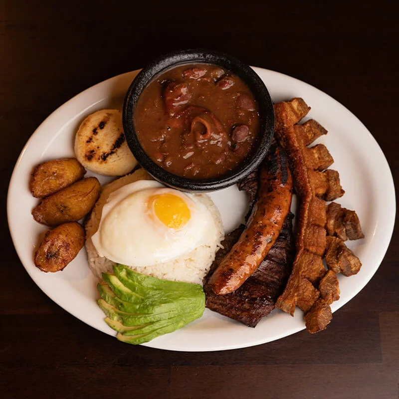 Bandeja tipica